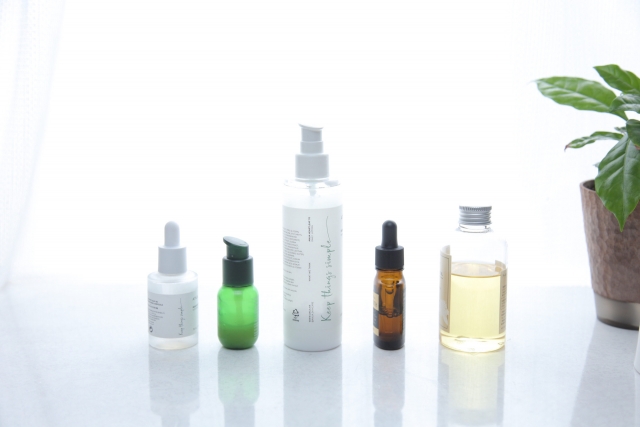 化粧品の選び方：シンプルで効果的な成分に注目